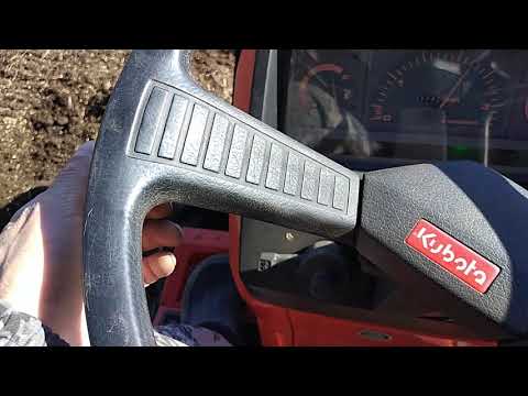 Видео: Японский минитрактор, фрезеровка целены.