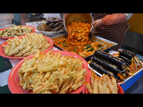 Видео: Кимбап, жареной пищи и даже ттокпокки! Корейский кулинарный рай со всем. / korean street food