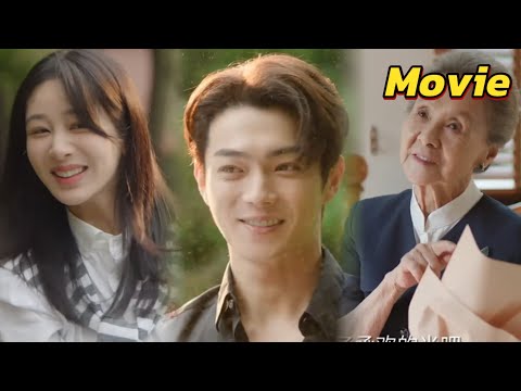 Видео: Президент воспользовался случаем навестить бабушку, но на самом деле хотел сопровождать Золушку!