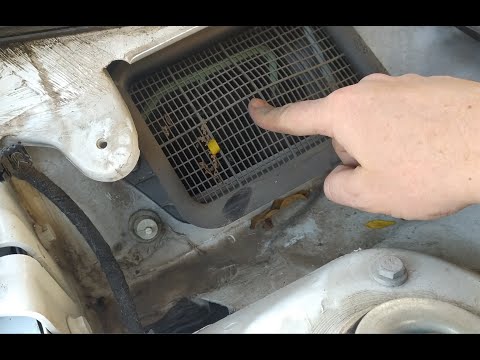 Видео: Как заменить воздушный фильтр салона, как снять жабо дополнительно фильтра салона, Фольксваген, ВАГ