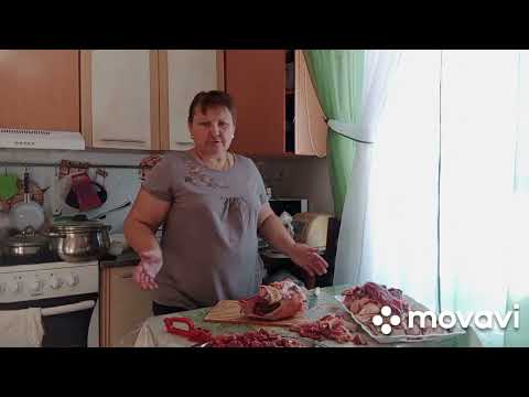 Видео: Пробую рецепт колбасы в пакете от @Дианы Строгой//целый день топаю на кухне//21 января 2023 г.