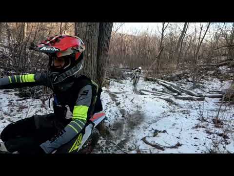 Видео: Один день эндуриста за один час)
