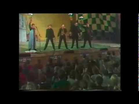 Видео: ДЛШ - Как я провёл лето (КВН-Сибирь, шоу чемпионов, 1997)