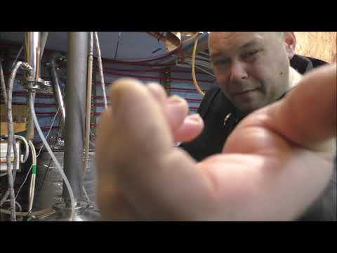 Видео: Подогрев браги аквариумным подогревателем. Очередные покупки.