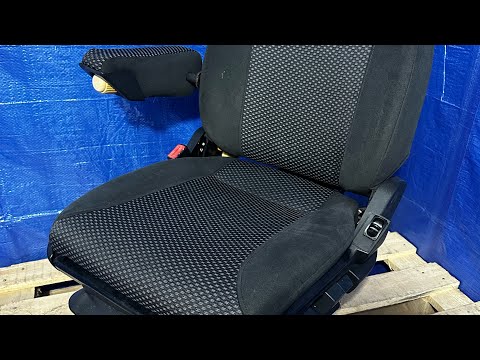 Видео: Сиденье пилот пневматическое с встроенным компрессором 12вольт и регулировкой жесткости для трактора