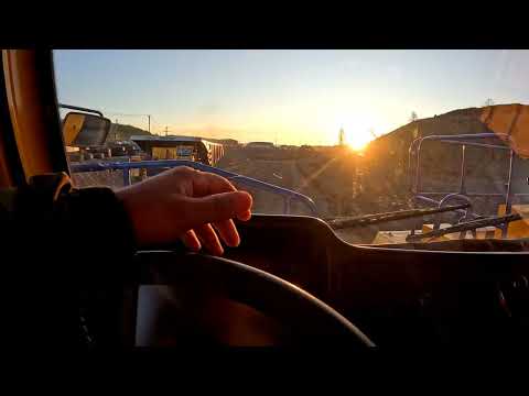 Видео: на БЕЛАЗЕ