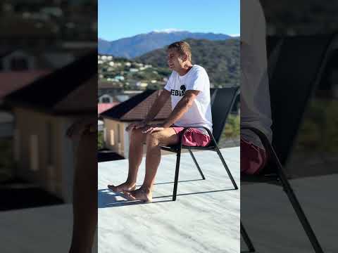 Видео: Тренировка сидя под Overtonesод - расход калорий сидя - поделитесь ощущениями в комментариях.