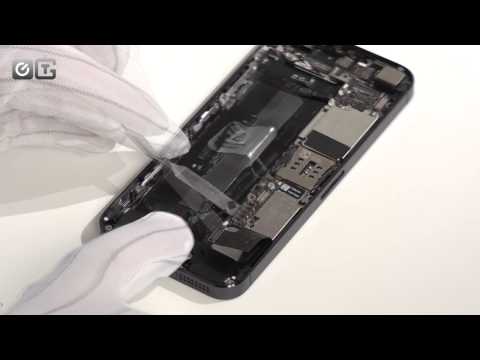 Видео: Apple iPhone 5 - как разобрать айфон и из чего он состоит