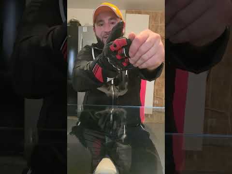 Видео: Dainesse Druid 4 A77 миниобзор мото перчаток