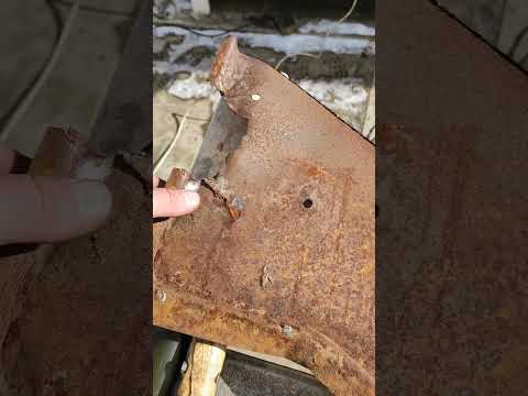 Видео: Ремонт двери трактор т-16