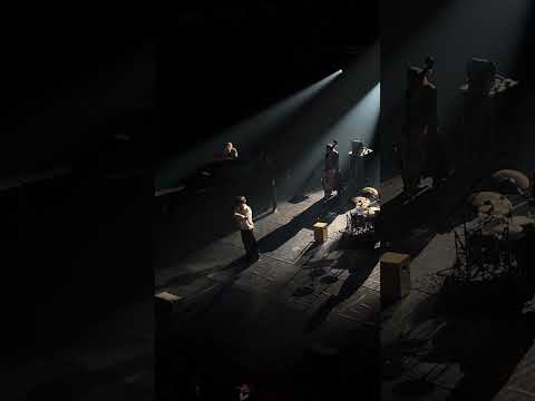 Видео: Святослав Вакарчук та Schmalgauzen - Обійми