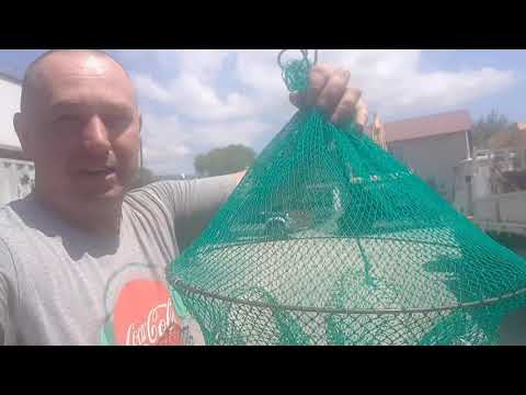 Видео: Рыбалка на Сахалине:Шьём ловушку на креветку и тестируем. Fishing on Sakhalin.