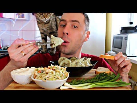 Видео: СЕМЕЙНЫЙ МУКБАНГ ПЕЛЬМЕНИ С БУЛЬОНОМ ПОСЛЕ ПРАЗДНИКА / MUKBANG DUMPLINGS / eating show / 먹방