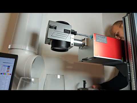 Видео: Лазерный станок - Гравировка стекла типы станков и как гравировать ПЛЮСЫ И МИНУСЫ