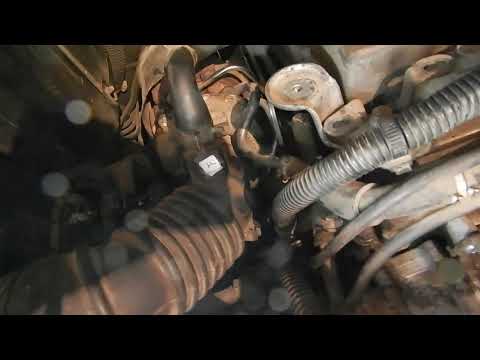 Видео: Паджеро спорт 2. Регулировка зазоров клапанов. Разбираем.