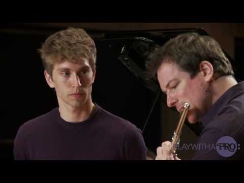 Видео: Уроки игры на флейте, Эммануэль Паю, Концерт для флейты Нильсена, Игра с профессионалом