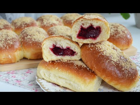 Видео: Сдобные пирожки с вишней и штрейзелем. Выпечка с вишней😍| pies with cherries and streusel