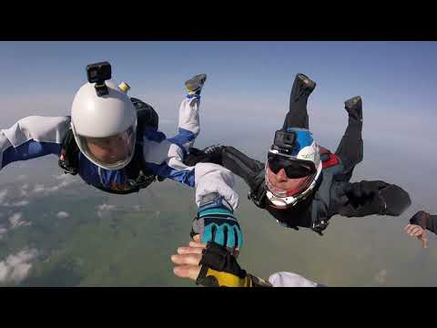 Видео: SkyDive! Отличные выходные в АСК СК!