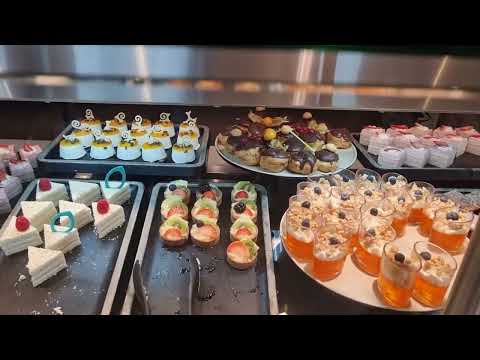 Видео: ОБЕД в Буфете на MSC WORLD EUROPA. Буфет, станция напитков. Питание в круизе. Буфет на лайнере.