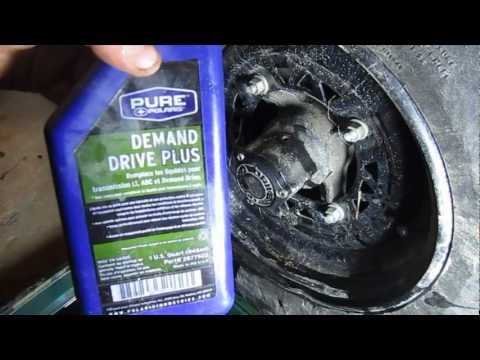 Видео: Как слить и заменить масло в ступице квадроцикла Polaris Sportsman 4x4