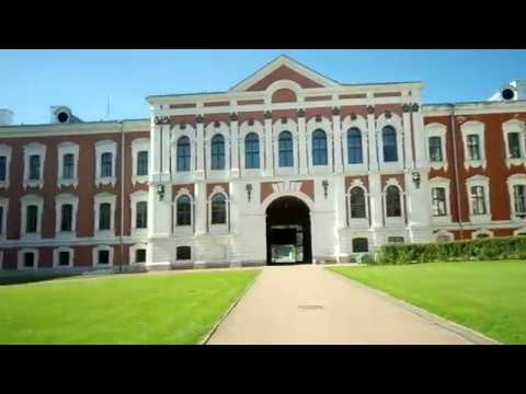 Видео: ЛАТВИЯ: Елгава - прогулка по городу и обзор интересных мест. Часть 4