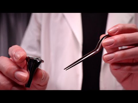 Видео: [ASMR] Нежная чистка ушей отоскопом от доктора (Без разговоров)