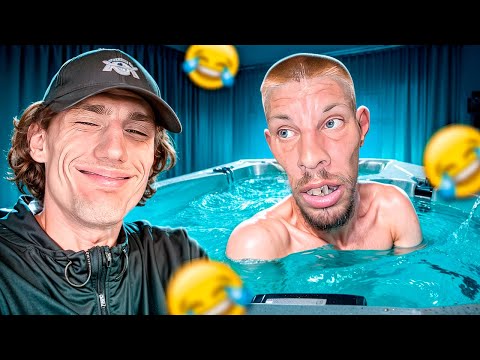 Видео: ПОМЫЛИ ВАЛЕРУ ФРИСТАЙЛО в ДЖАКУЗИ!🚿 ВАЛЕРА ПРОХОДИТ ТЕСТ на IQ и ШИЗОФРЕНИЮ