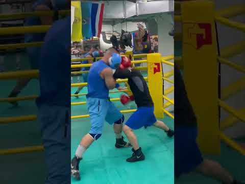 Видео: 🥊 сппаринг тренировка вестибулярного аппарата #бокс#boxing#box