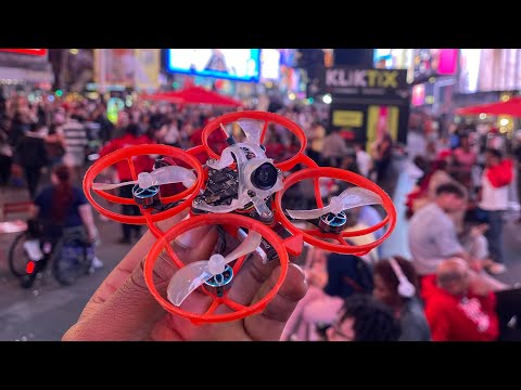 Видео: Pacific Swim в Нью-Йорке