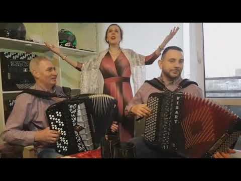 Видео: Кнопочки баянные!