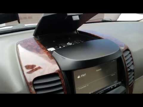 Видео: Снятие декоративных накладок центральной консоли KIA Sorento I (дорестайл)