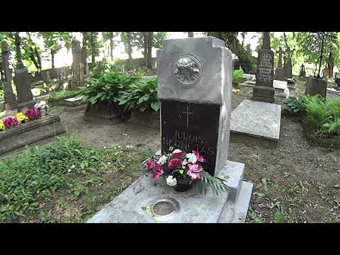 Видео: Литва. Старое городское кладбище, помнищее начало ХIХ века.