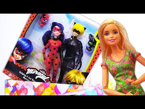 Видео: Барби и игры в игрушки. Распаковка: Леди Баг и Супер Кот. Видео про куклы для девочек
