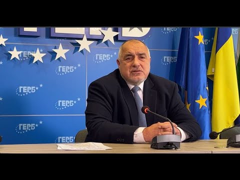 Видео: ПП не са боядисали една пешеходна пътека в Пазарджик, възмути се кметът на среща с БОЙКО БОРИСОВ