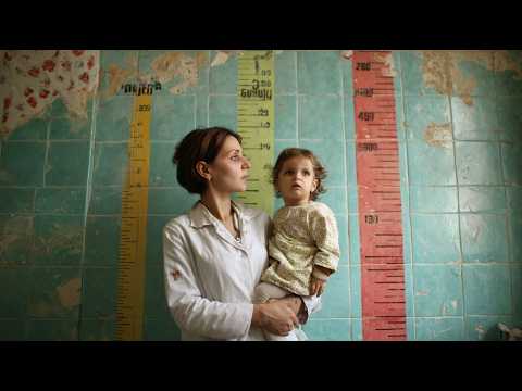 Видео: Почему мы так мало рожаем? Катастрофа, на которую всем плевать