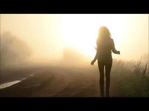 Видео: Красивая песня -  По полюшку