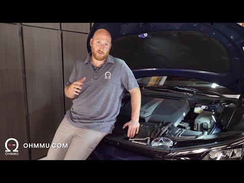 Видео: Kia EV6 - Установка аккумулятора 12 В (Ohmmu)