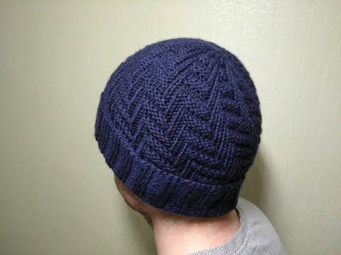 Видео: Мужская шапка с отворотом спицами с узором "рыбий скелет" ("рыбий хвост")