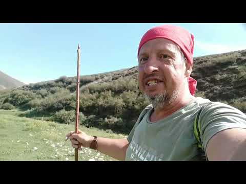 Видео: Незабываемый поход. Красивейшие виды рядом с иссык-кульскими курортами. Просто выйди за околицу