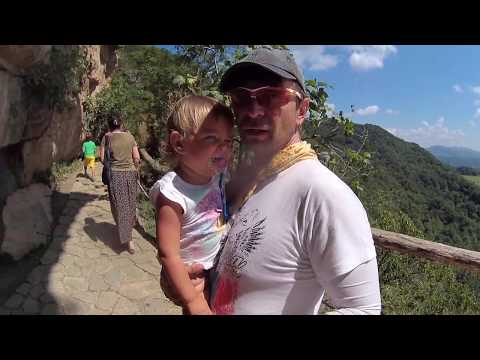 Видео: Грузия Сатаплия Парк Динозавров Стеклянный мост