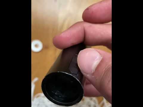 Видео: Ремонт фонаря xiaomi beebest 1000 lm замена аккумулятора разбор фонаря вскрытие