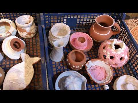 Видео: 🍯 Подготавливаем изделия для раку обжига в Гончарной школе Глазурование Волшебство керамики