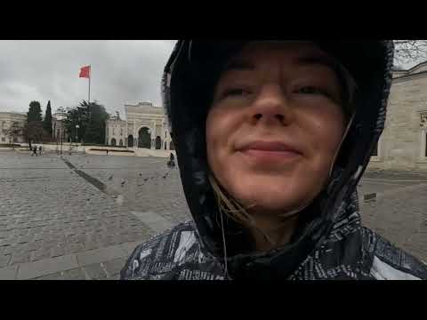 Видео: Стамбул районы Лалели и Балат, музей Карие снаружи