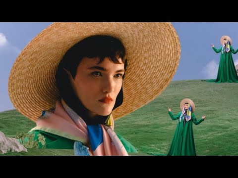 Видео: Fashion-коллаж. Лекция и мастер-класс Алисы Гулканян в Британке