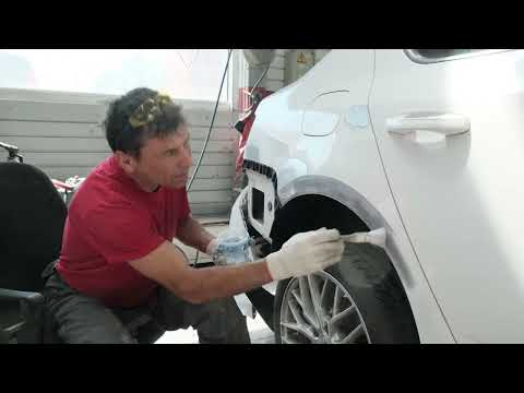 Видео: Подбор краски заднего крыла на SKODA Octavia A7