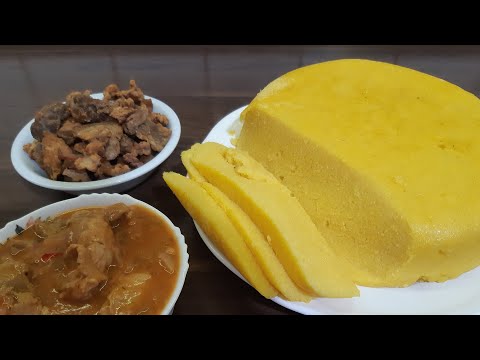 Видео: #МАМАЛЫГА из Кукурузной муки #Универсальноеблюдо #в гостях у бабули 😉