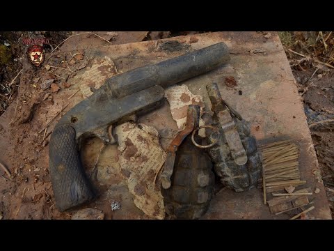 Видео: Неожиданные находки в выбитых блиндажах / Unexpected finds in the dugouts of the Wehrmacht