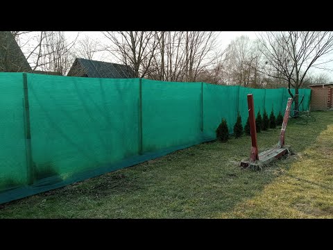 Видео: Забор из затеняющей сетки ХозАгро 90. Как бюджетно закрыться от соседей :)