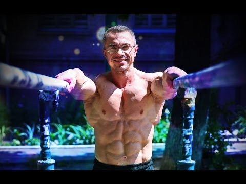 Видео: Профессиональная прокачка спины ! Об ущемлениях в бодибилдинге ! О себе!