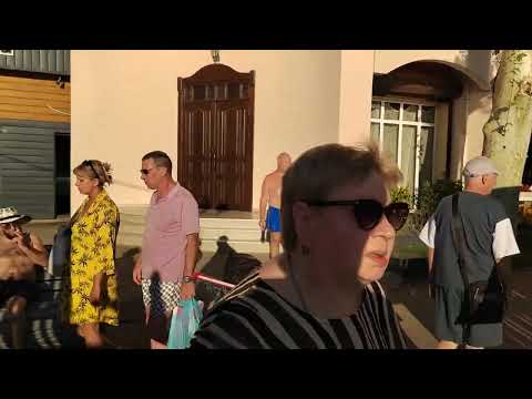 Видео: Лазаревское 11 сентября 25 года. Центр.
